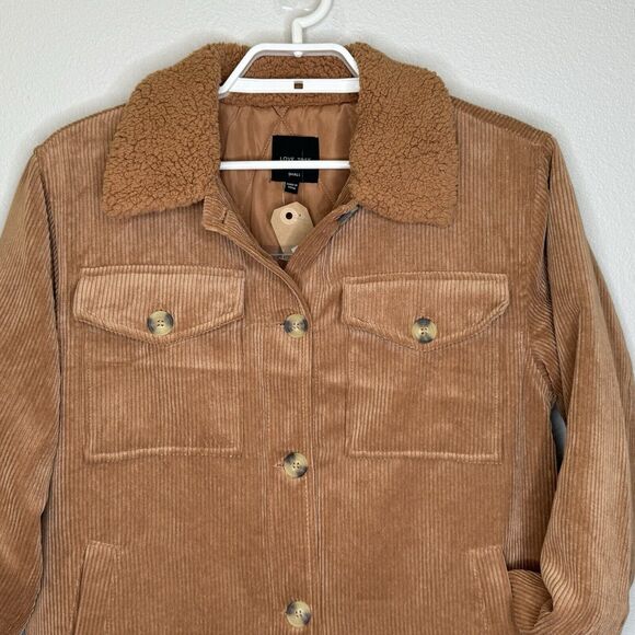Love Tree Corduroy Jacket Womens Sz Small Sherpa Collar Pockets Button Front NWT - Picture 2 of 9